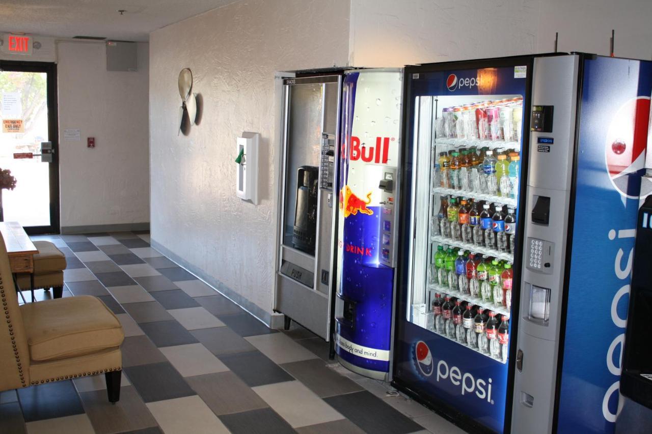 Executive Inn And Suites Уичито-Фолс Экстерьер фото